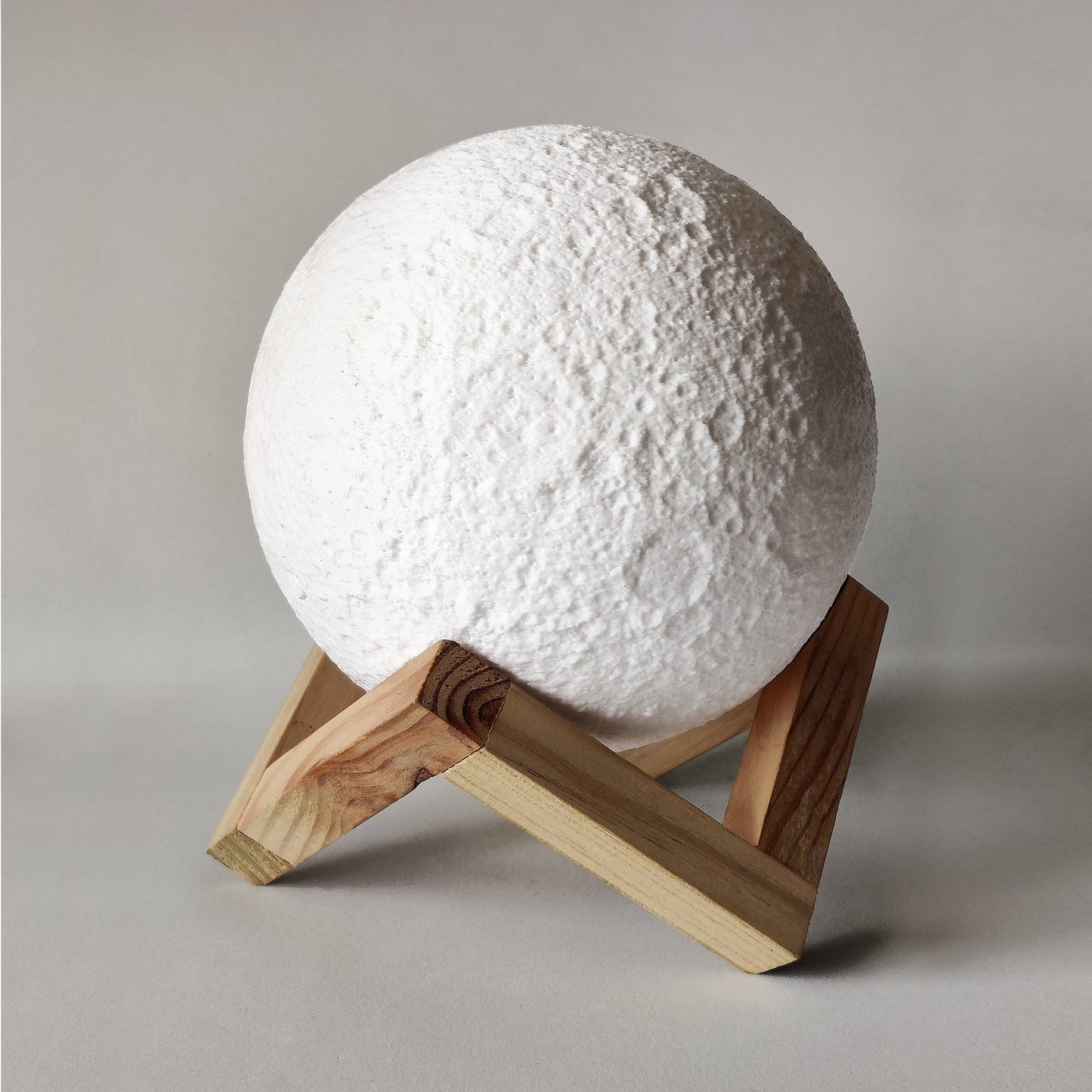 Moon Lamp- 3d printed plain