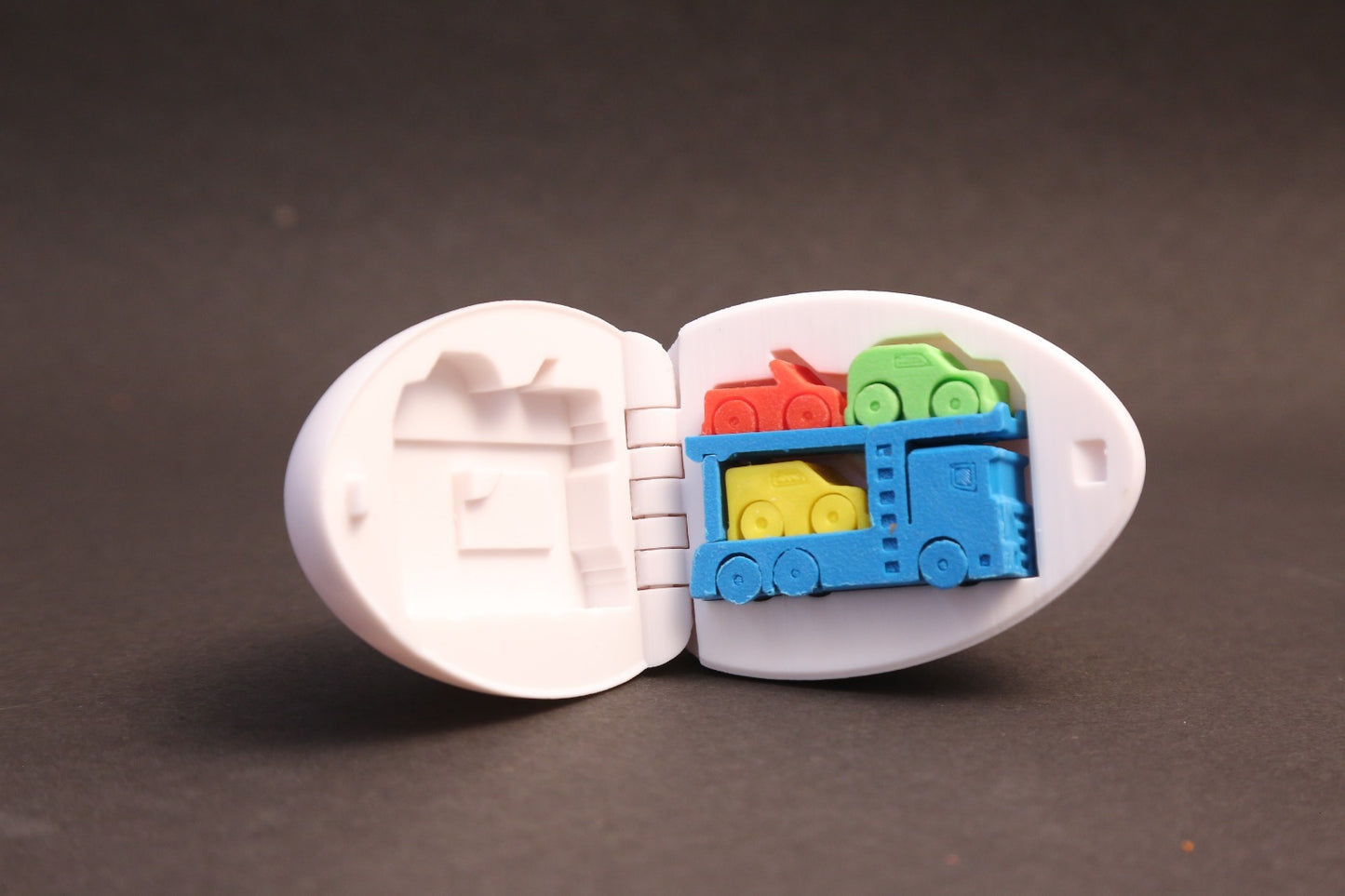 3D Surprising Egg