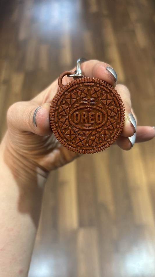 3D Printed Oreo Keychain🍪 – Cute & Fun Accessory