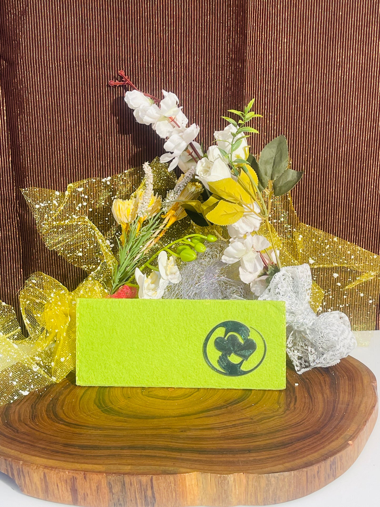 3D Printed Dark Green Envelope with Yellow Flowers – Nature-Inspired Elegance