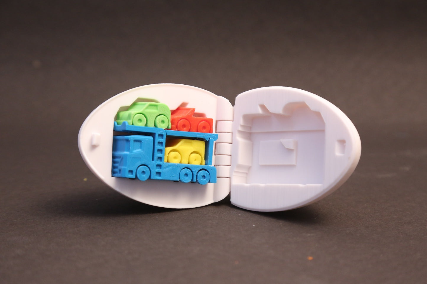 3D Surprising Egg